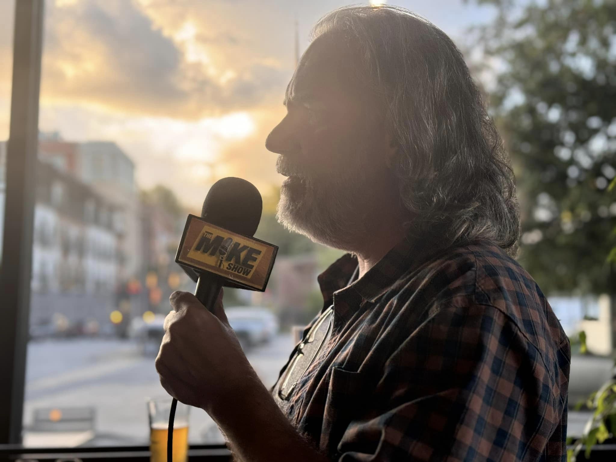 Live Radio with TheMIKEShow & Radio434 project image